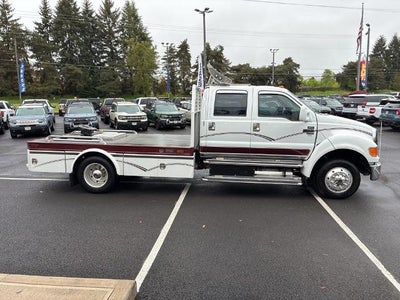 2008 Ford Super Duty F-650 Straight Frame Crew Cab XL