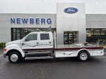 2008 Ford Super Duty F-650 Straight Frame Crew Cab XL