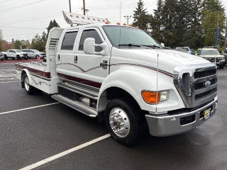 2008 Ford Super Duty F-650 Straight Frame Crew Cab XL