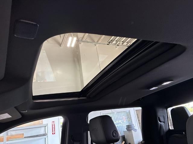 2021 GMC Sierra 1500 Crew Cab Short Box 4-Wheel Drive AT4
