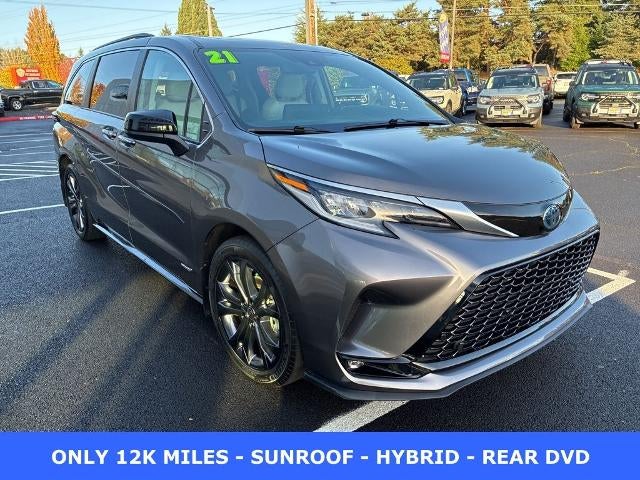 2021 Toyota Sienna XSE FWD 7-Passenger (Natl)
