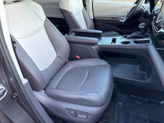 2021 Toyota Sienna XSE FWD 7-Passenger (Natl)