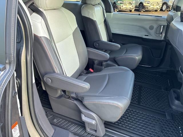 2021 Toyota Sienna XSE FWD 7-Passenger (Natl)