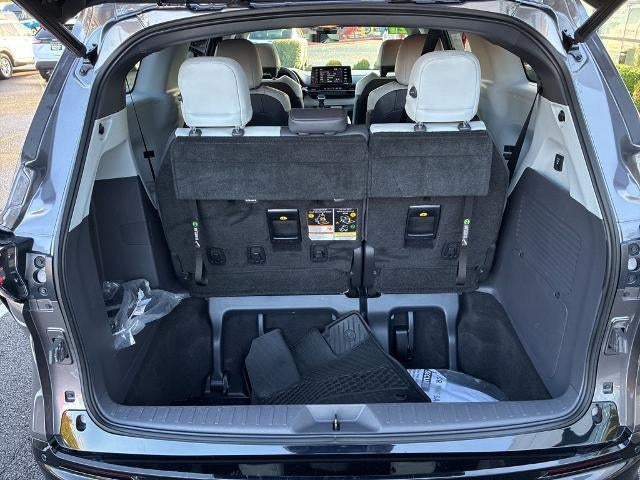 2021 Toyota Sienna XSE FWD 7-Passenger (Natl)