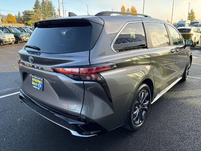 2021 Toyota Sienna XSE FWD 7-Passenger (Natl)