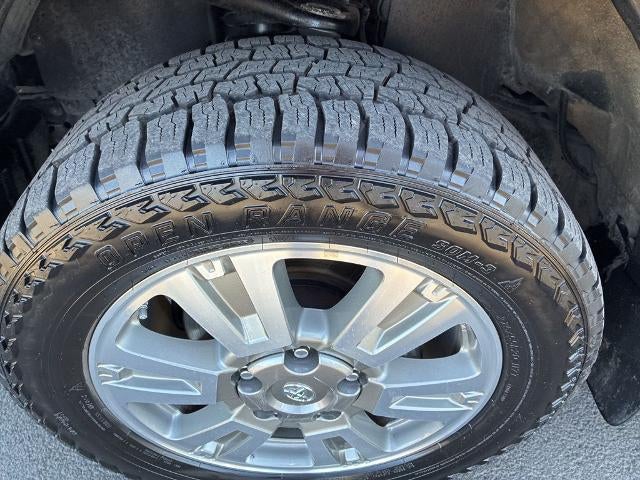 2017 Toyota Tundra 4WD 4WD 1794 Edition CrewMax 5.5' Bed 5.7L FFV (Natl)