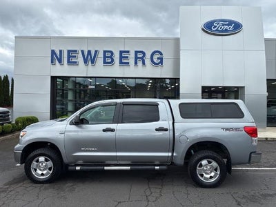2010 Toyota Tundra 4WD Truck 4WD CrewMax Short Bed 4.6L (Natl)