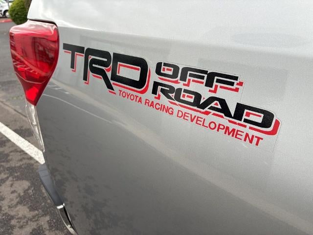 2010 Toyota Tundra 4WD Truck 4WD CrewMax Short Bed 4.6L (Natl)