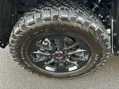 2024 Toyota Tundra 4WD 4WD SR5 CrewMax 5.5' Bed (SE)