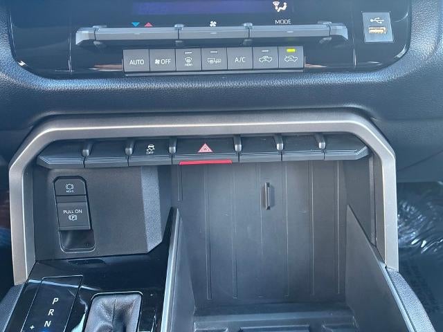 2024 Toyota Tundra 4WD 4WD SR5 CrewMax 5.5' Bed (SE)