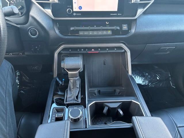 2024 Toyota Tundra 4WD 4WD SR5 CrewMax 5.5' Bed (SE)