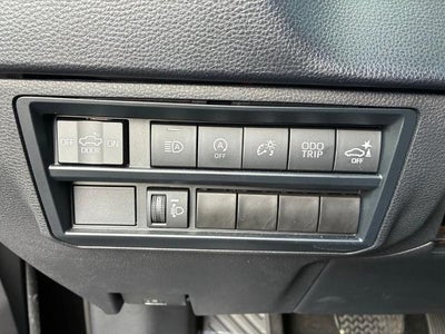 2024 Toyota Tundra 4WD 4WD SR5 CrewMax 5.5' Bed (SE)