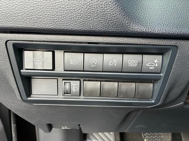 2024 Toyota Tundra 4WD 4WD SR5 CrewMax 5.5' Bed (SE)