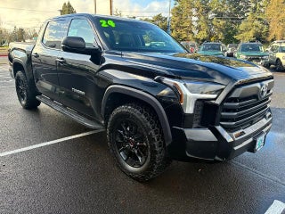 2024 Toyota Tundra 4WD 4WD SR5 CrewMax 5.5' Bed (SE)