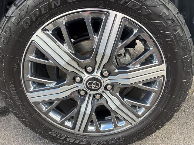 2023 Toyota Tundra 4WD 4WD Capstone Hybrid CrewMax 5.5' Bed (Natl)