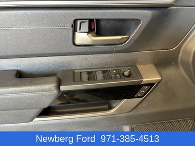 2024 Toyota Tundra 4WD 4WD Platinum CrewMax 5.5' Bed (Natl)