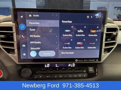 2024 Toyota Tundra 4WD 4WD Platinum CrewMax 5.5' Bed (Natl)