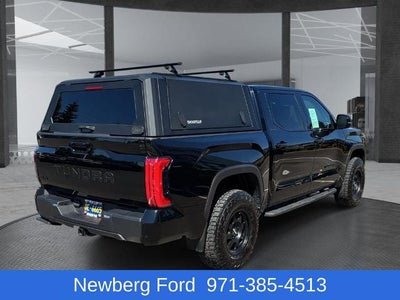 2024 Toyota Tundra 4WD 4WD Platinum CrewMax 5.5' Bed (Natl)