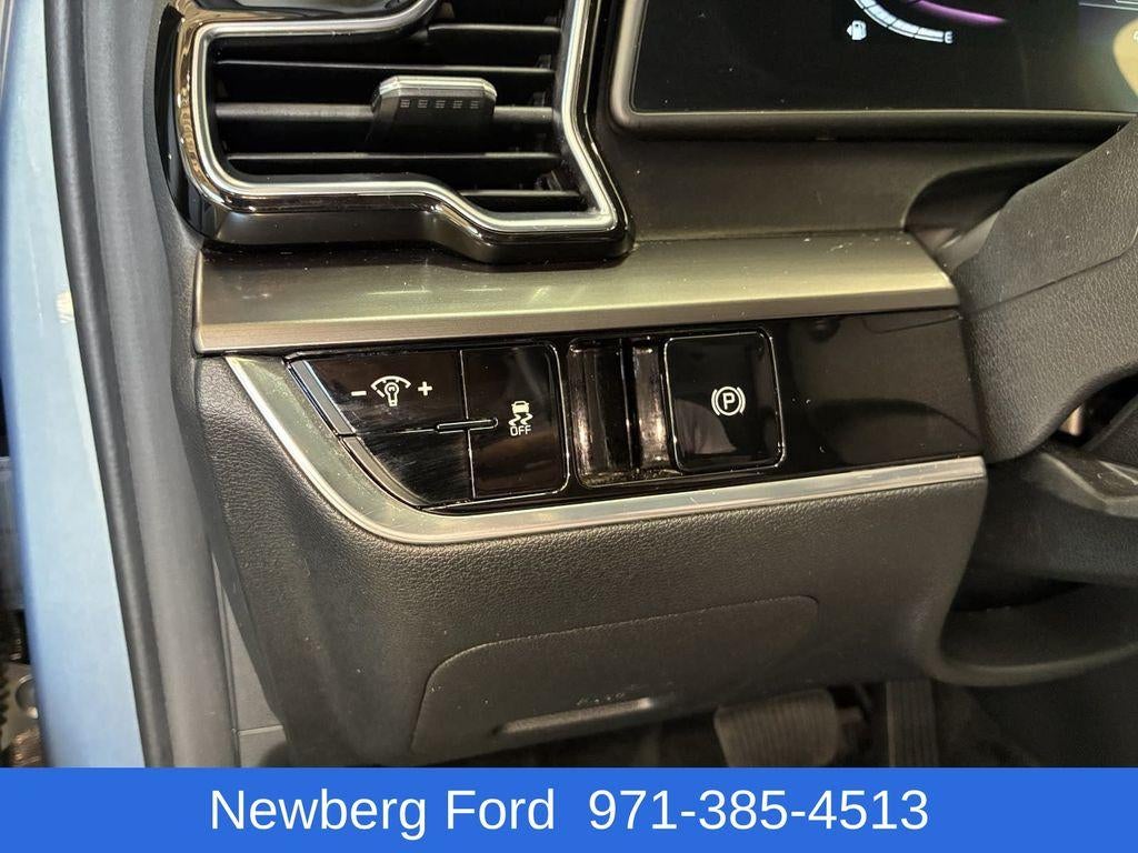 2023 Kia Sportage EX FWD