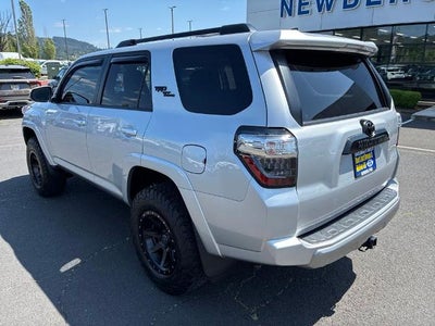 2020 Toyota 4Runner TRD Off Road 4WD (Natl)