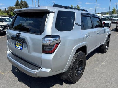 2020 Toyota 4Runner TRD Off Road 4WD (Natl)