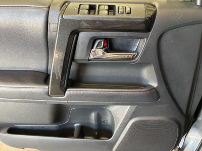 2022 Toyota 4Runner TRD Off Road 4WD (Natl)