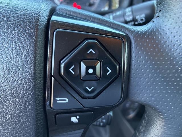 2022 Toyota 4Runner TRD Off Road 4WD (Natl)