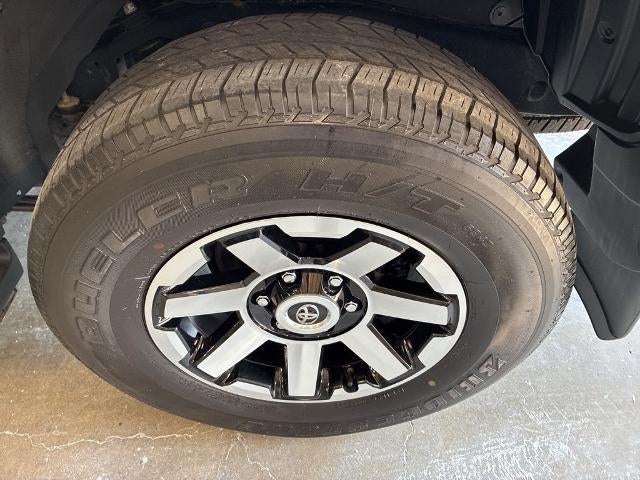 2022 Toyota 4Runner TRD Off Road 4WD (Natl)