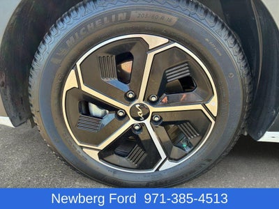 2024 Kia Niro EX FWD