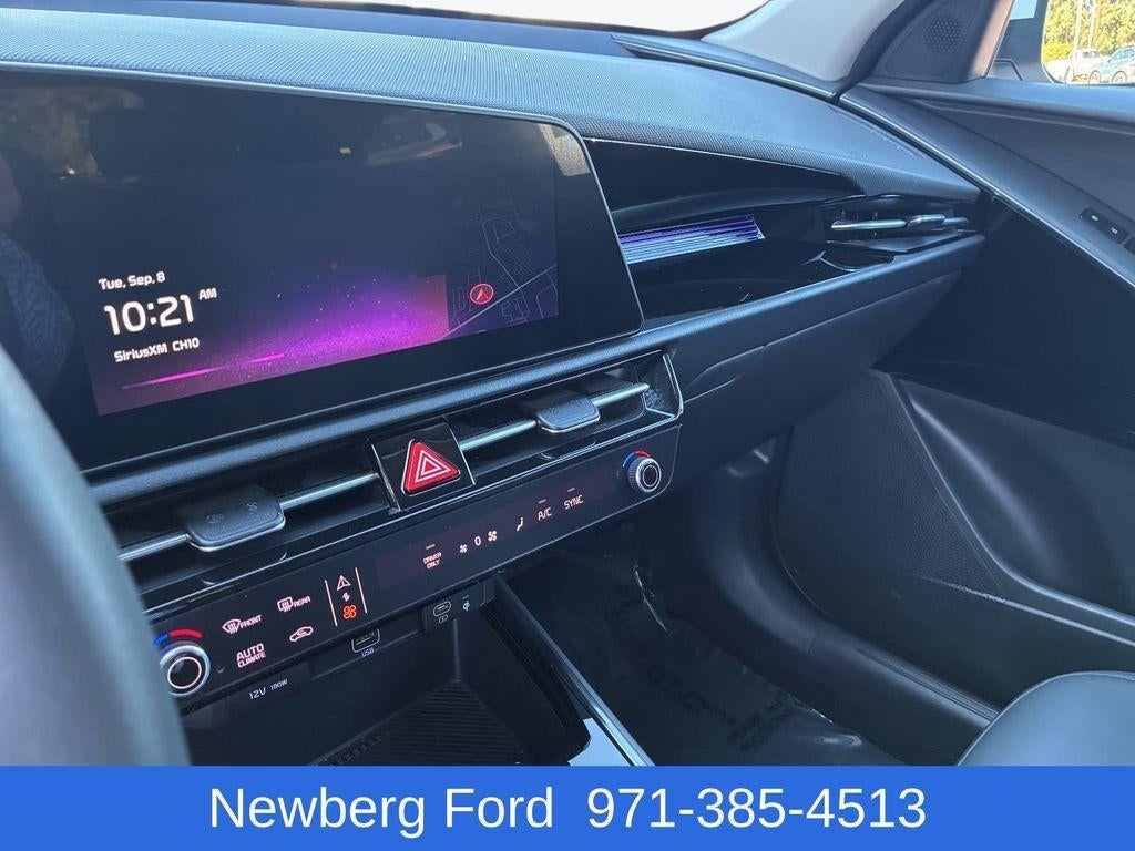 2024 Kia Niro EX FWD