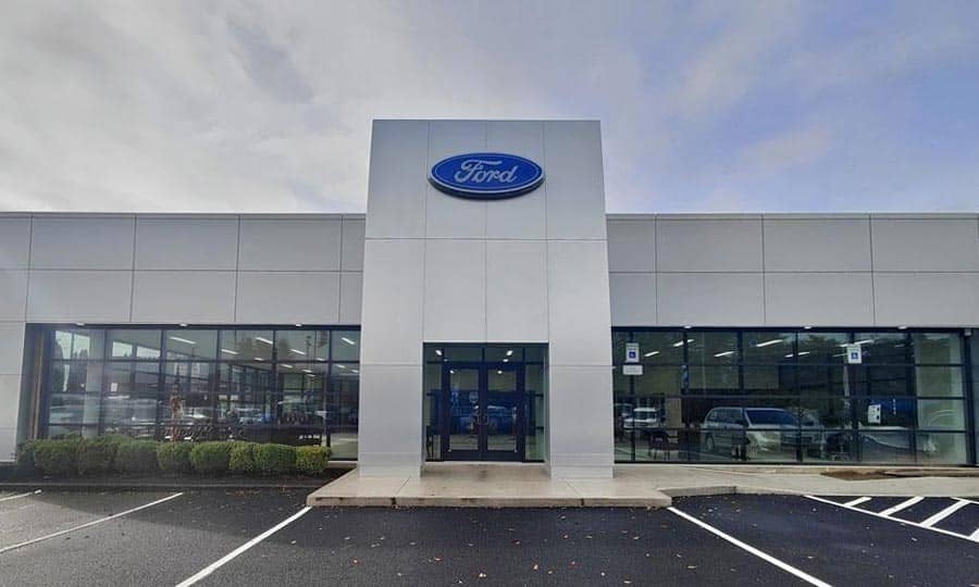 Newberg Ford Dealership Front
